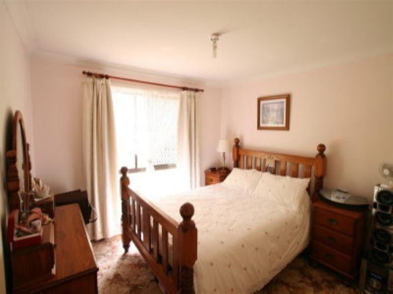 32 Somerfield Street, Redbank Plains QLD 4301