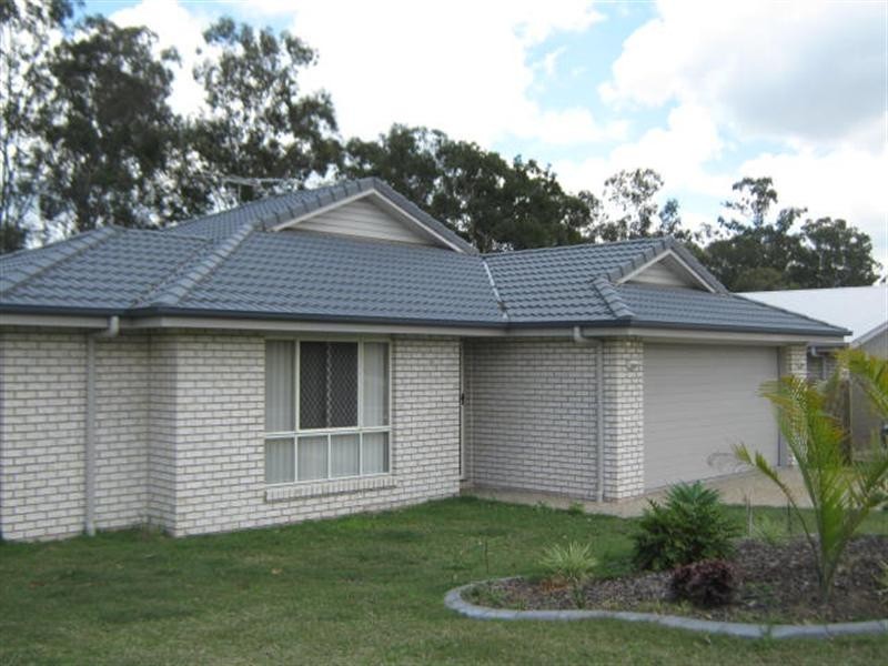 11 Siffleet Street, Bellbird Park QLD 4300