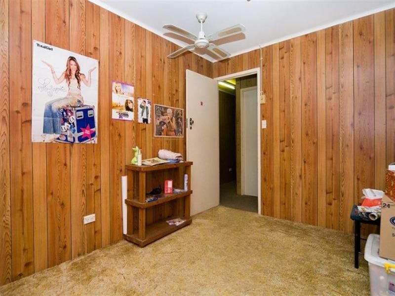 2 Mitchell Street, Riverview QLD 4303