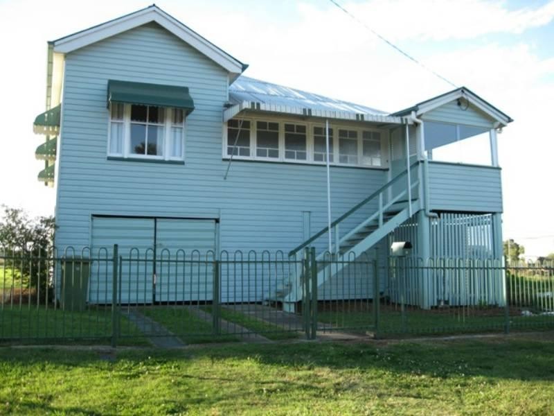 2 Bridge Street, Redbank QLD 4301