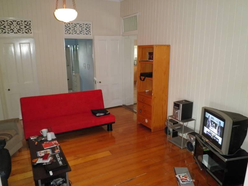 2 Bridge Street, Redbank QLD 4301