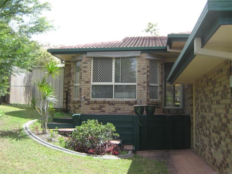 1/8 Hanlon Court, Collingwood Park QLD 4301