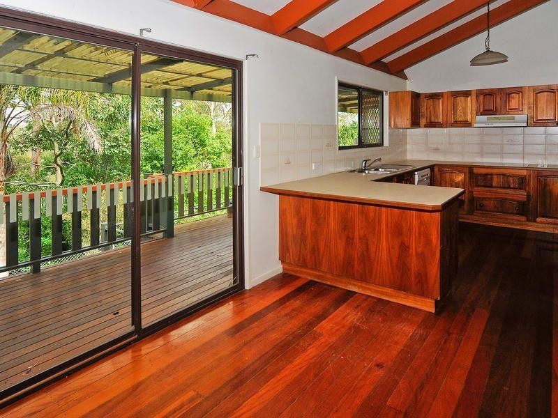 122 Fiona Street, Bellbird Park QLD 4300