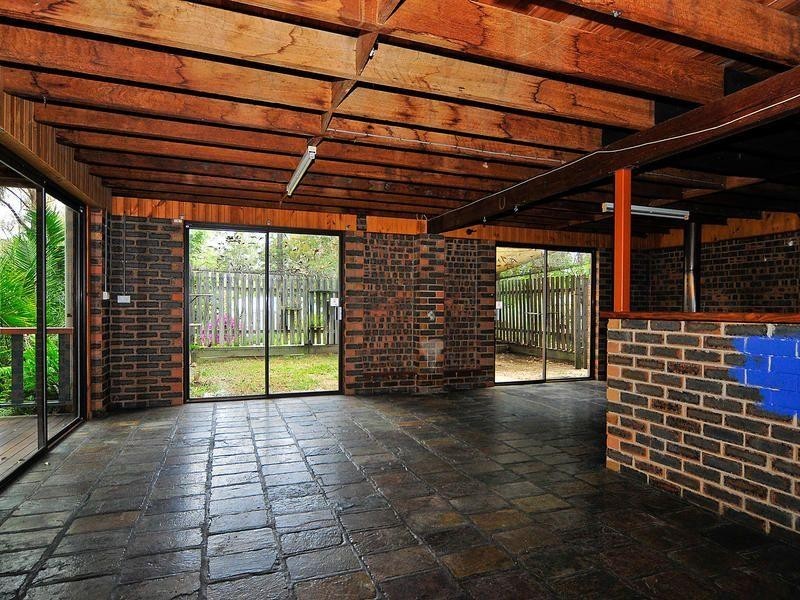 122 Fiona Street, Bellbird Park QLD 4300