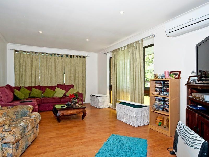 24 Kanangra Street, Redbank Plains QLD 4301