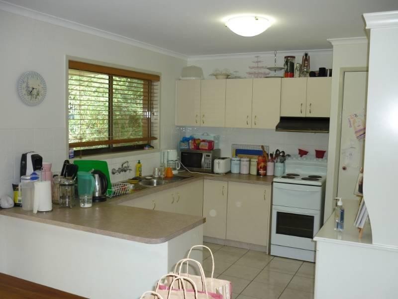 5 IRONBARK Crescent, Camira QLD 4300