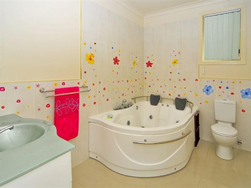 5 Sandoy Court, Bellbird Park QLD 4300