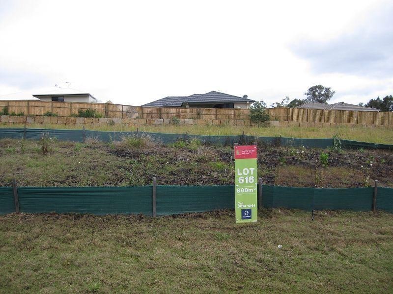 61 Bathersby Crescent, Augustine Heights QLD 4300