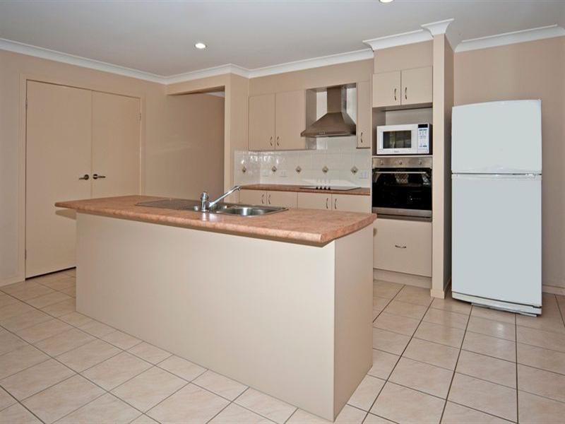 48 Penrose Circuit, Redbank Plains QLD 4301