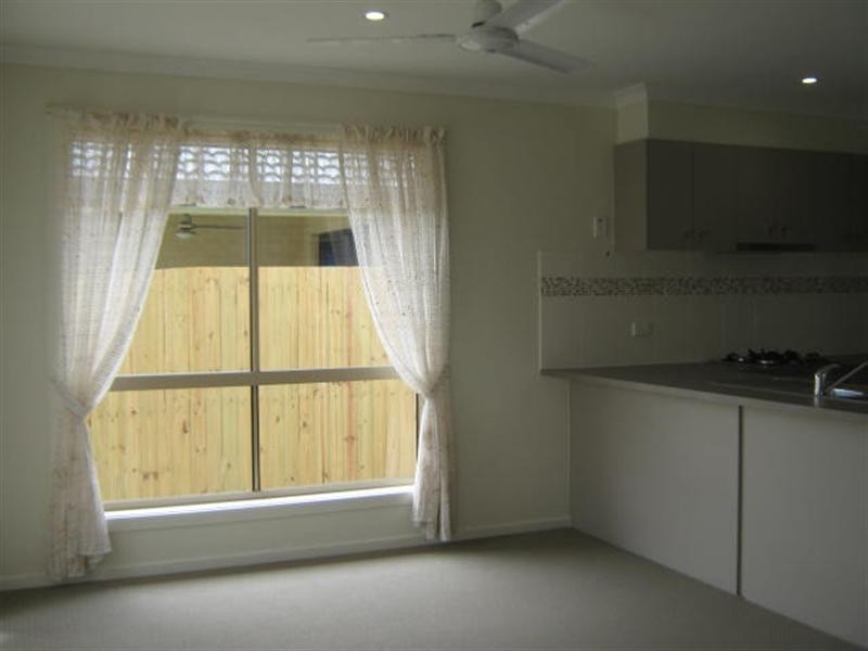 27 Huntley Crescent, Redbank Plains QLD 4301