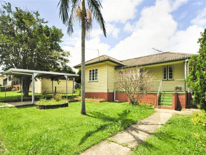 12 Thomas Street, Goodna QLD 4300