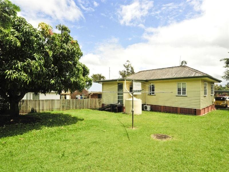12 Thomas Street, Goodna QLD 4300