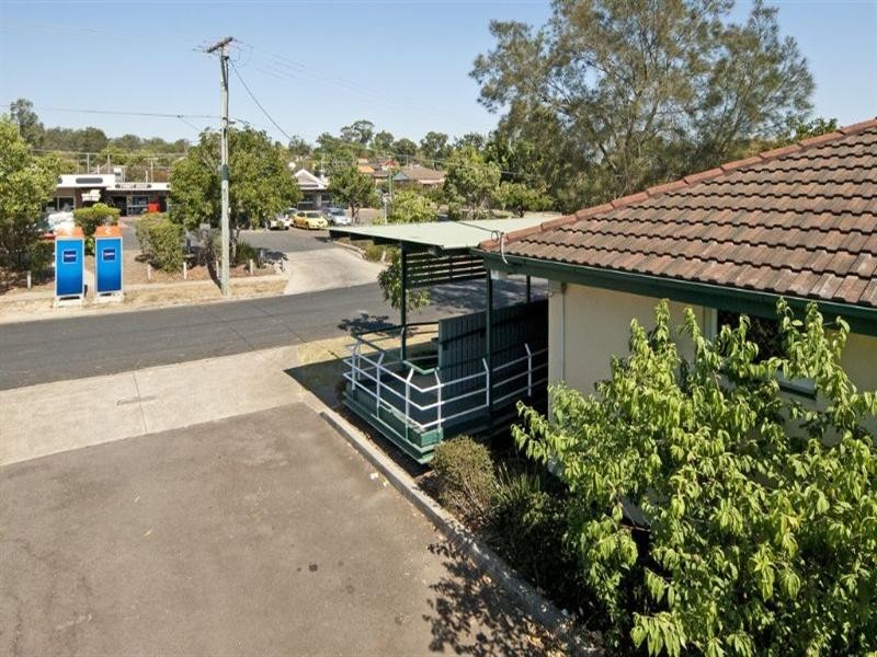 27 Mitchell Street, Riverview QLD 4303