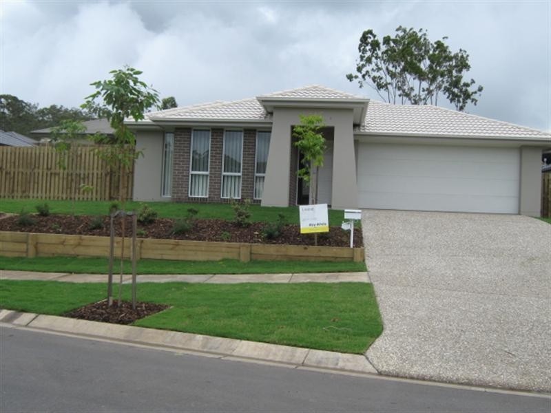 15 Quinn Close, Augustine Heights QLD 4300