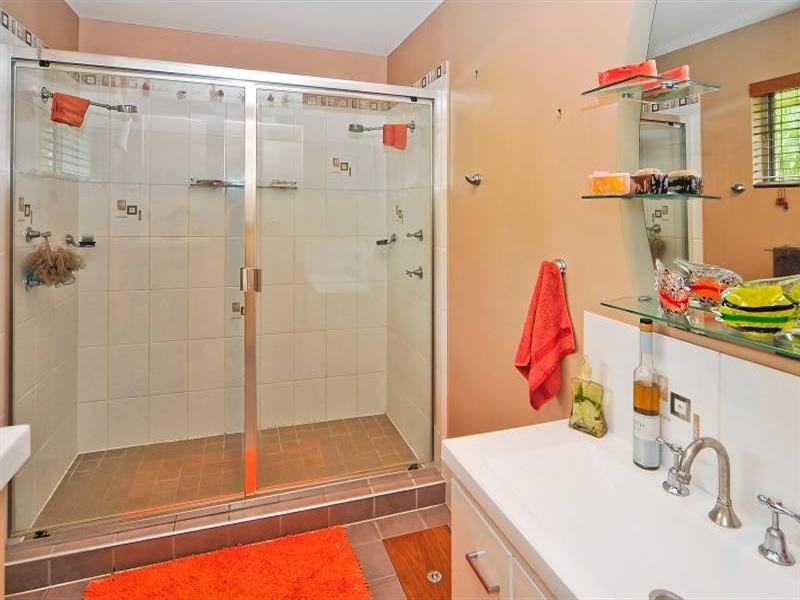 1 Aberdeen Street, Bundamba QLD 4304