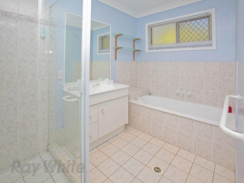 24 Streamview Crescent, Springfield QLD 4300