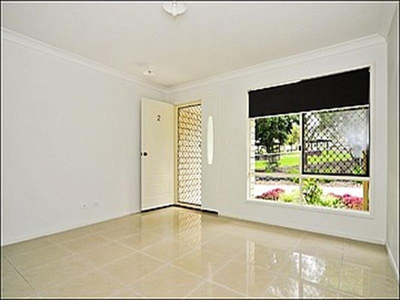 2/9 Lodge Court, Goodna QLD 4300