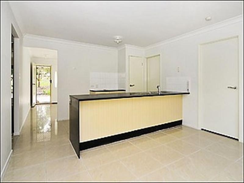 2/9 Lodge Court, Goodna QLD 4300