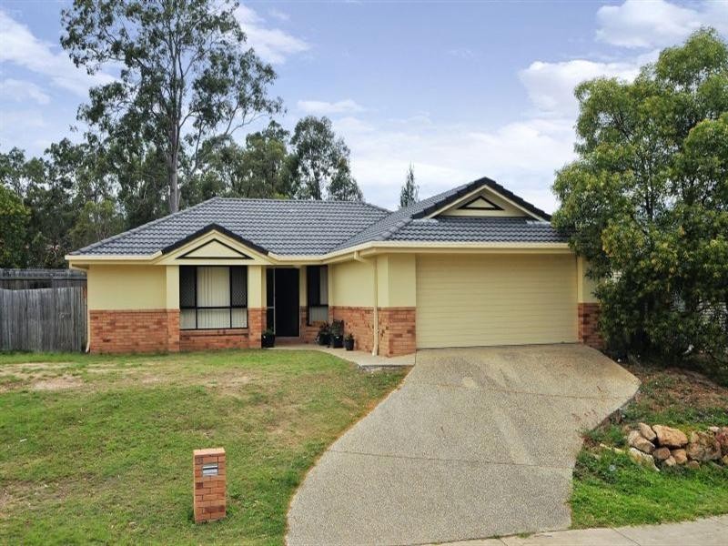 15 Mair Drive, Redbank QLD 4301