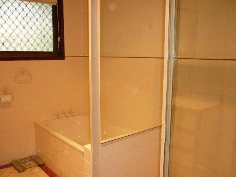 14 School Road, Redbank Plains QLD 4301