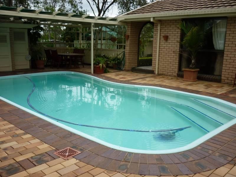 14 School Road, Redbank Plains QLD 4301