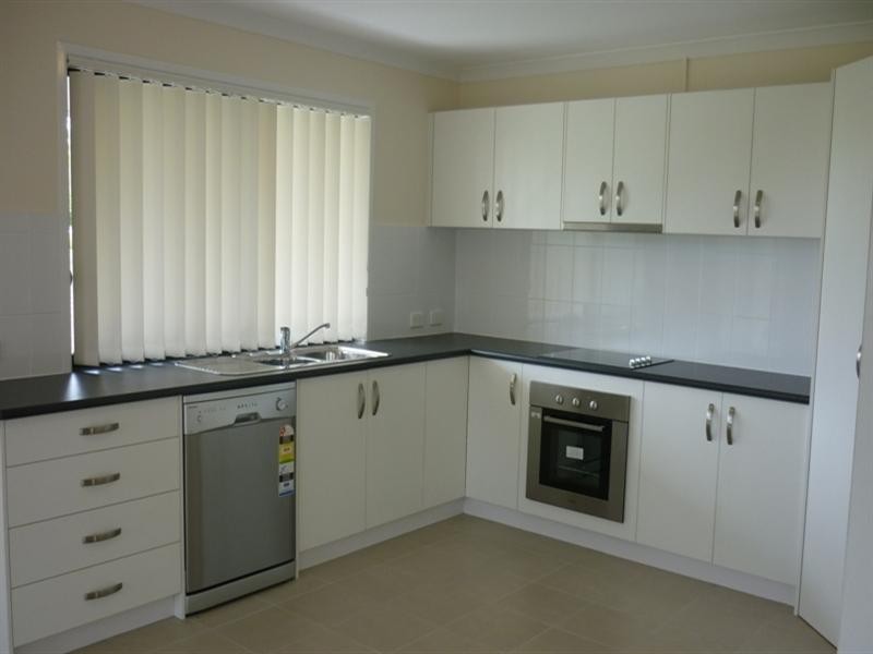 1/24 Colane Street, Redbank Plains QLD 4301