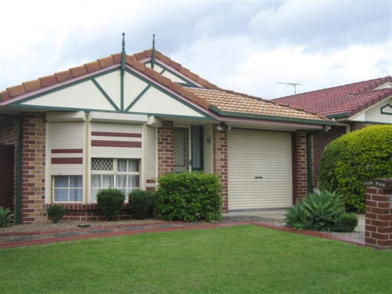 2/9 McBrien Court, Redbank Plains QLD 4301