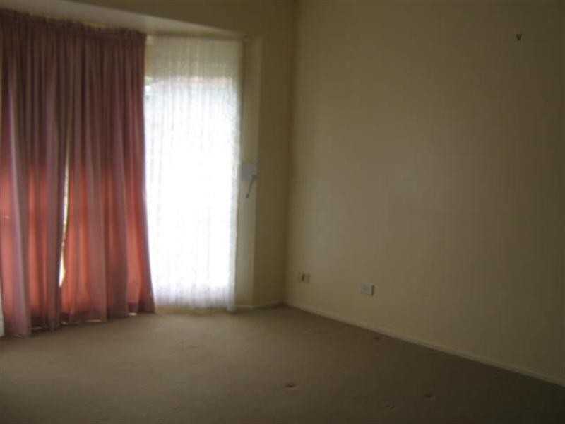 2/9 McBrien Court, Redbank Plains QLD 4301