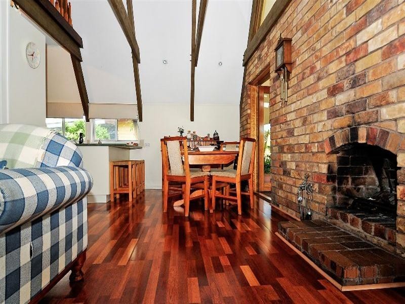 1 Glyn Court, Redbank Plains QLD 4301