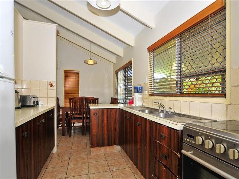 7 Luke Street, Camira QLD 4300