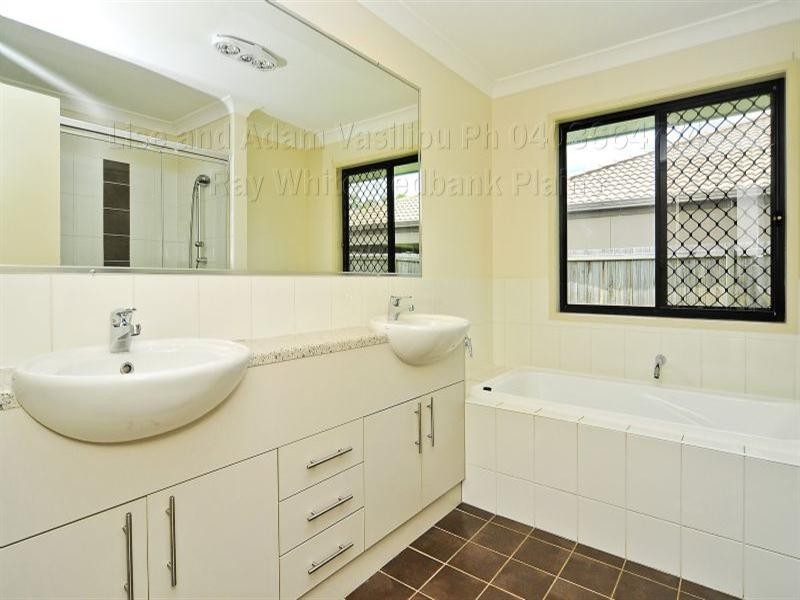 2 Tulloch Street, Bellbird Park QLD 4300
