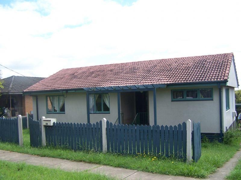 64 Diamond Street, Riverview QLD 4303