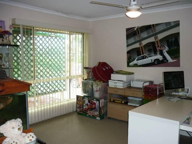 160 Henty Drive, Redbank Plains QLD 4301