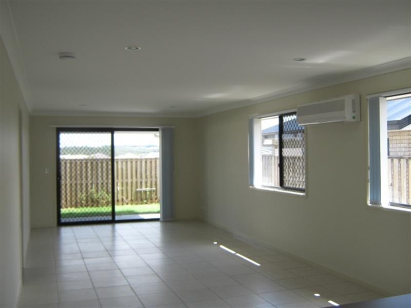 60 Harold Reinhardt Drive, Redbank Plains QLD 4301