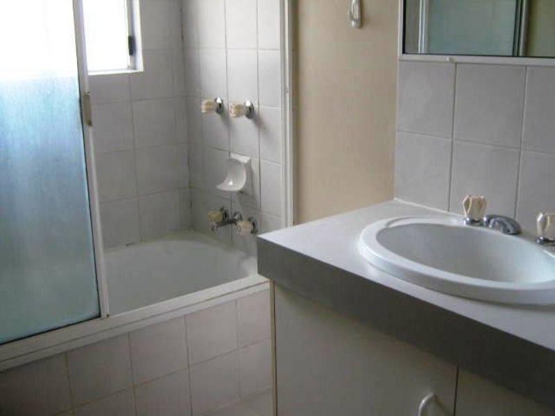 8 Pascoe Street, Gailes QLD 4300