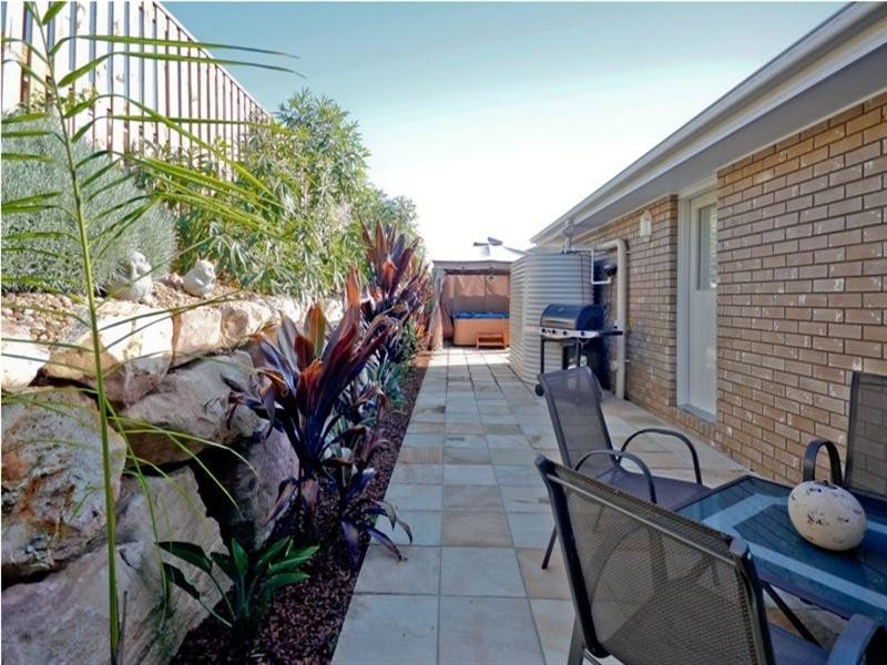 6 Roach Crescent, Redbank Plains QLD 4301