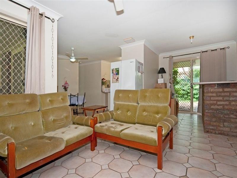 21 Falvey Crescent, Goodna QLD 4300