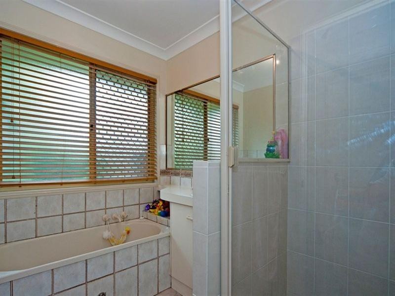 21 Falvey Crescent, Goodna QLD 4300