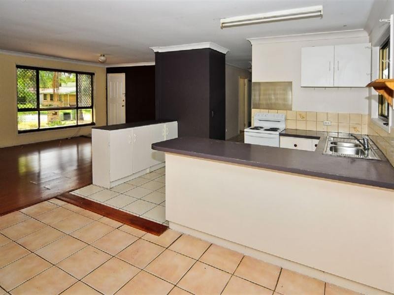 21 Nigel Street, Redbank Plains QLD 4301