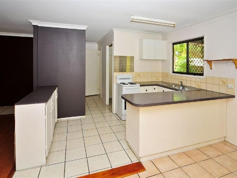 21 Nigel Street, Redbank Plains QLD 4301