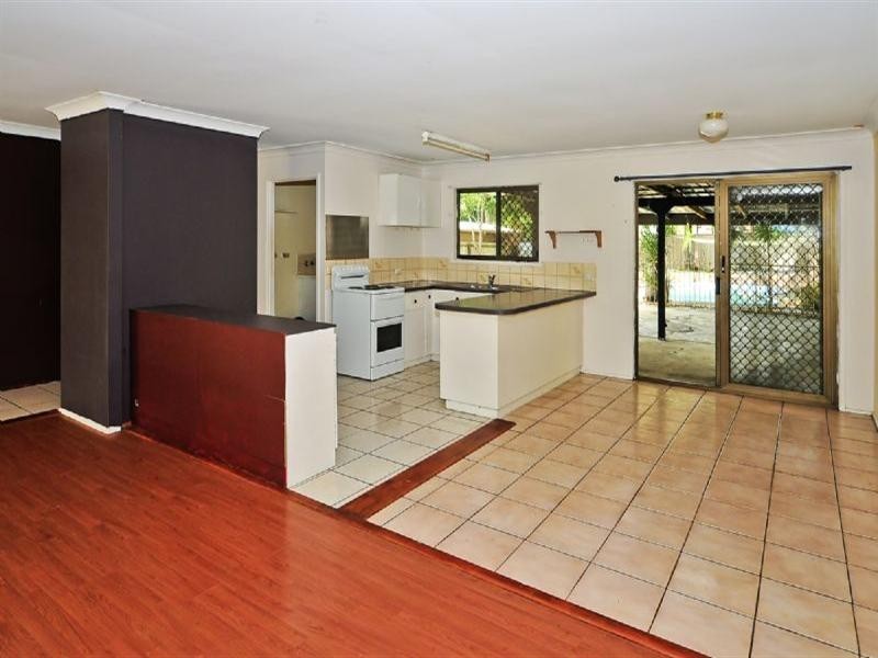 21 Nigel Street, Redbank Plains QLD 4301