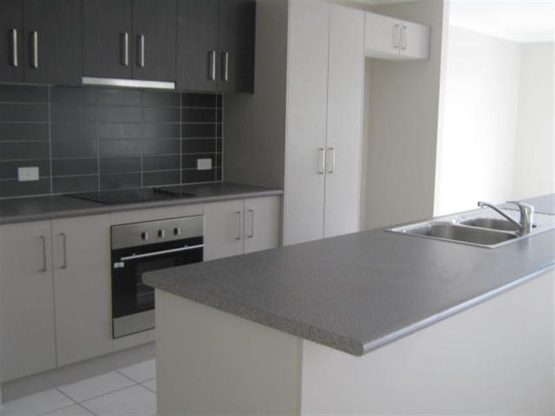 34 Somerwil Crescent, Bellbird Park QLD 4300