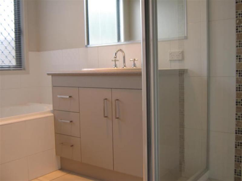 34 Somerwil Crescent, Bellbird Park QLD 4300