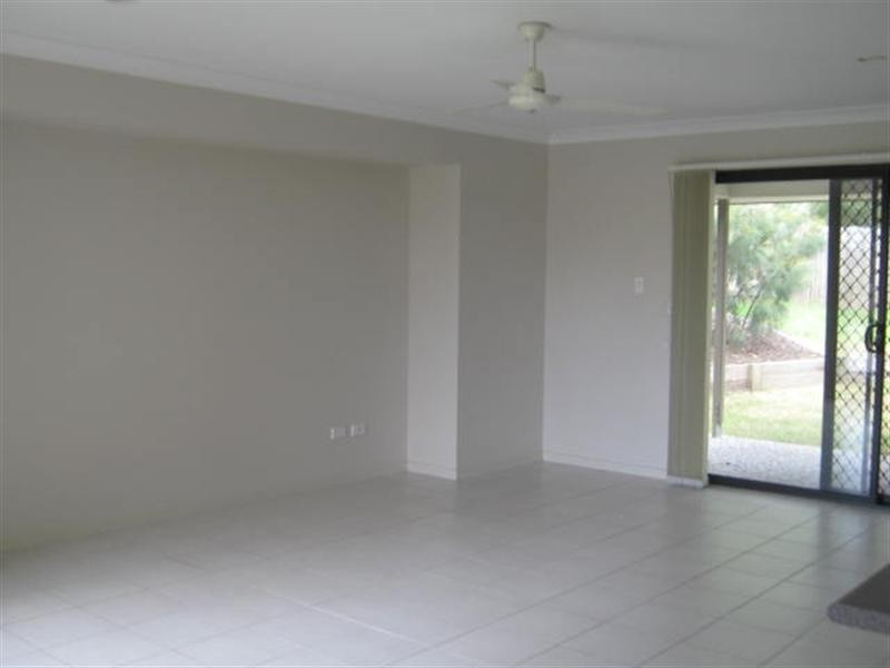 34 Somerwil Crescent, Bellbird Park QLD 4300