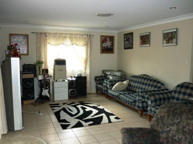 32 Holterman Crescent, Redbank Plains QLD 4301