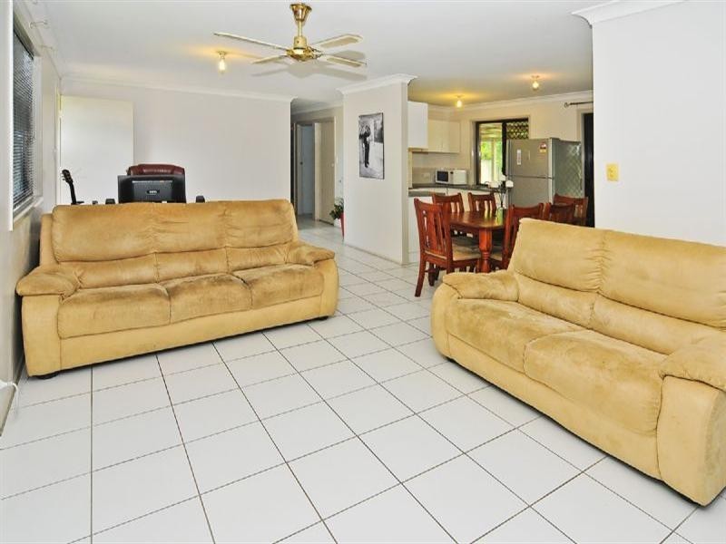 17 Knight Street, Redbank Plains QLD 4301