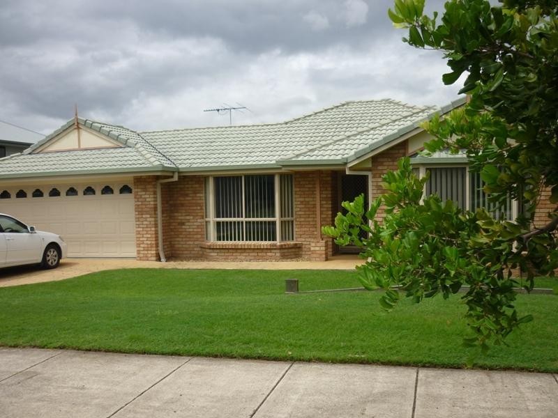 148 Lakeside, Springfield Lakes QLD 4300