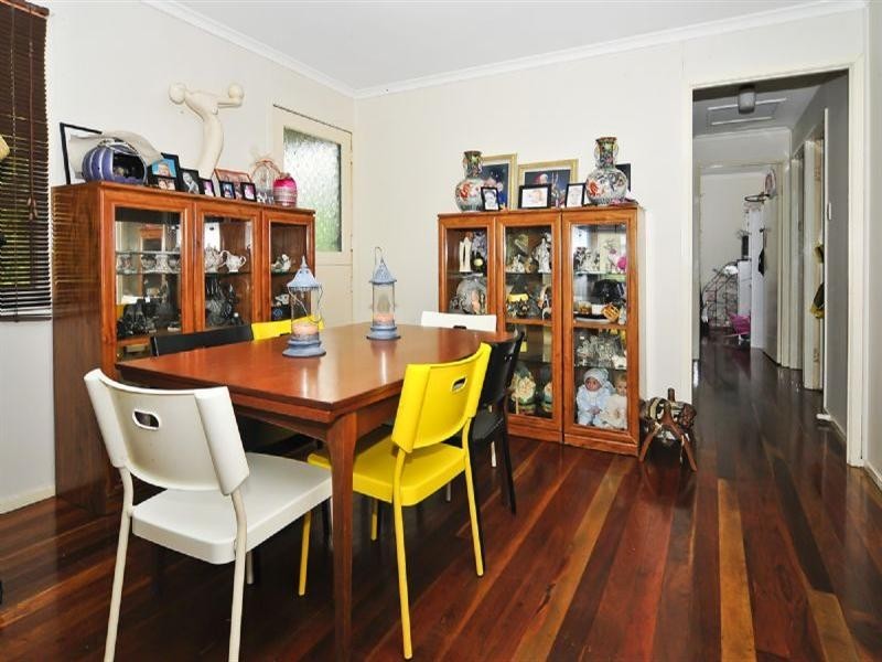 4 Warry Street, Gailes QLD 4300