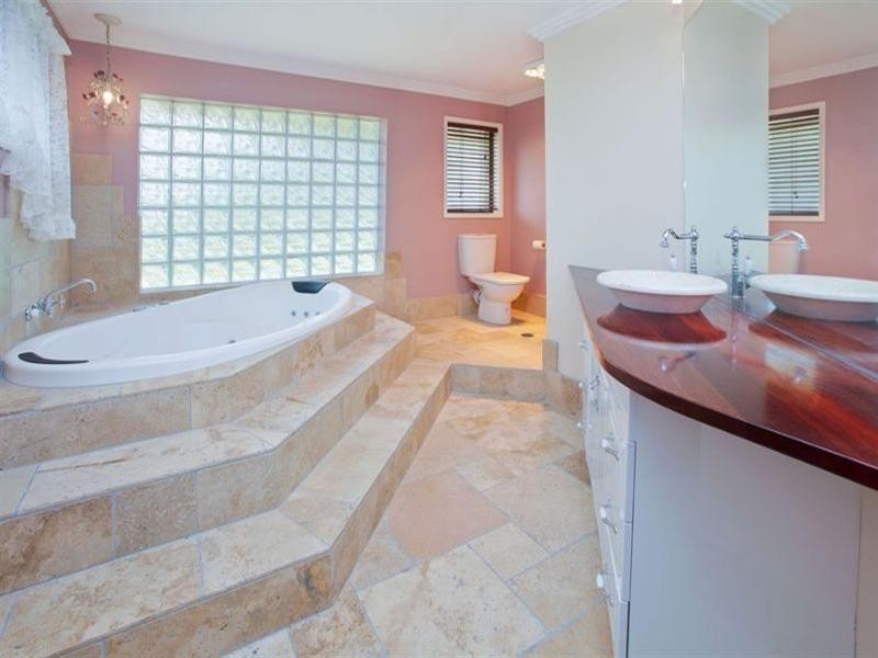 41 Steven Street, Camira QLD 4300