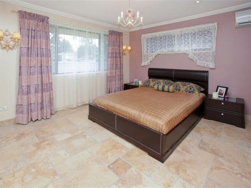 41 Steven Street, Camira QLD 4300